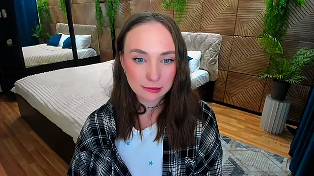 TrueReincarnation live sex cam