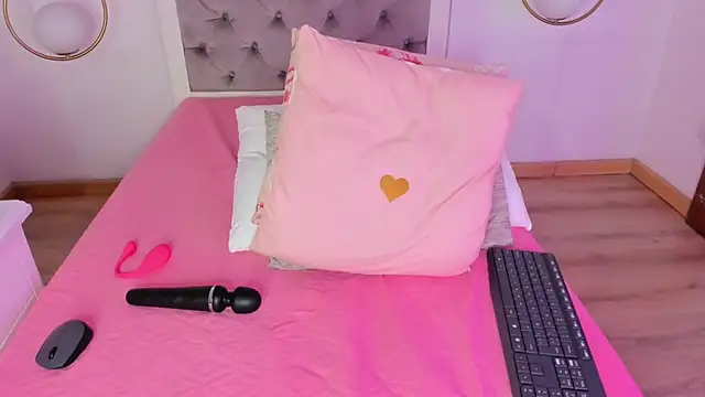 fallon_grey's cam snapshot