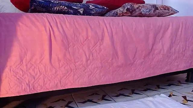 alanis_brown's cam snapshot