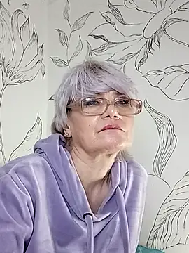 Catty_Lady's cam snapshot