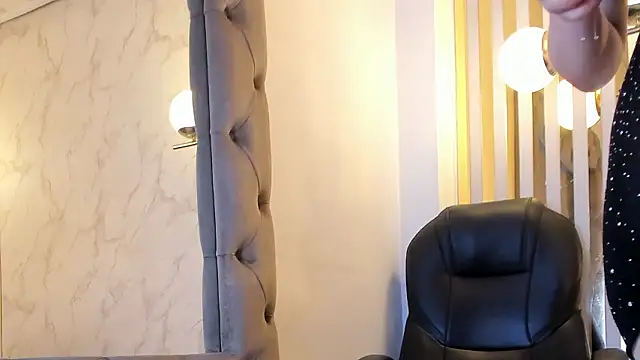 Ariagh_'s cam snapshot