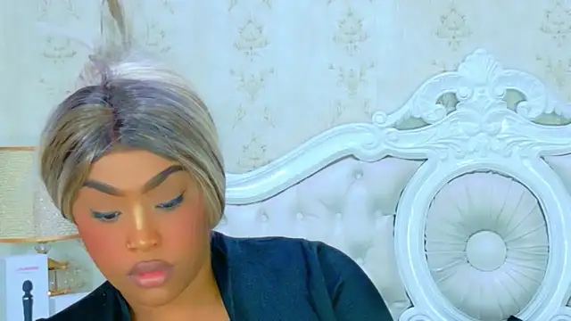 TianahGlow's cam snapshot