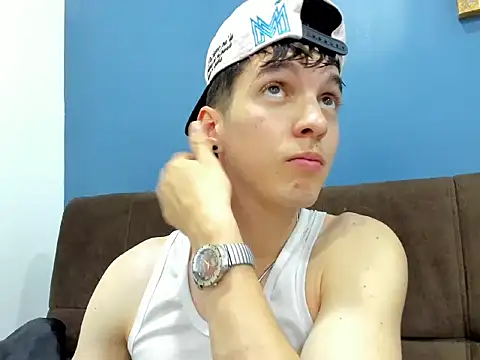 Jheampiiero live sex cam