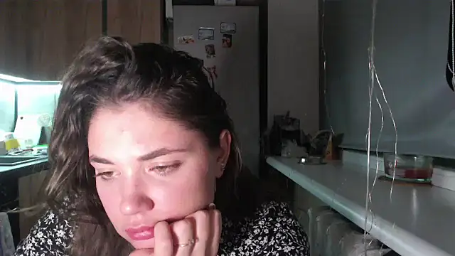 delightful_sofi's cam snapshot