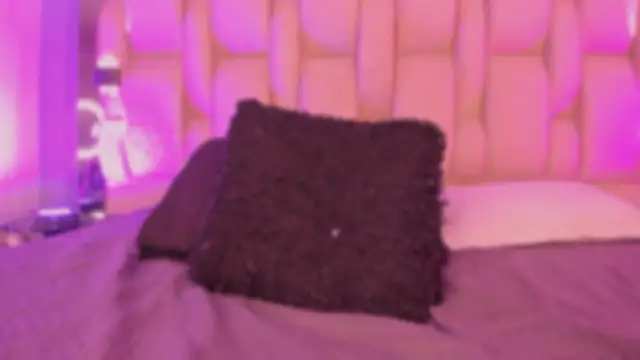 EmilyHaan's cam snapshot