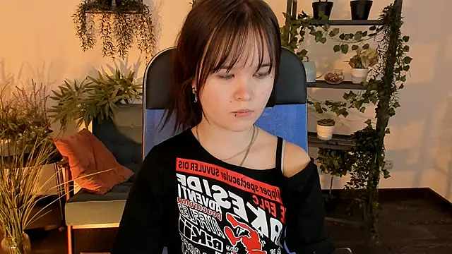 Elainebeness's cam snapshot