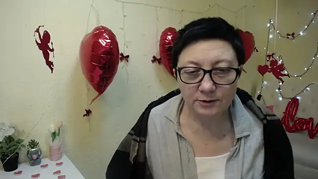 EmilyL0ve's cam snapshot