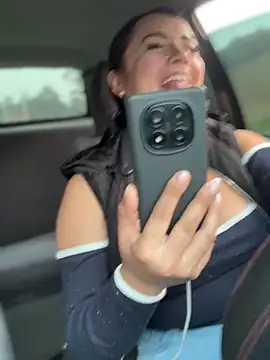 Lesly_10- live sex cam