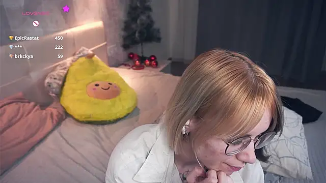 KellePourier's cam snapshot