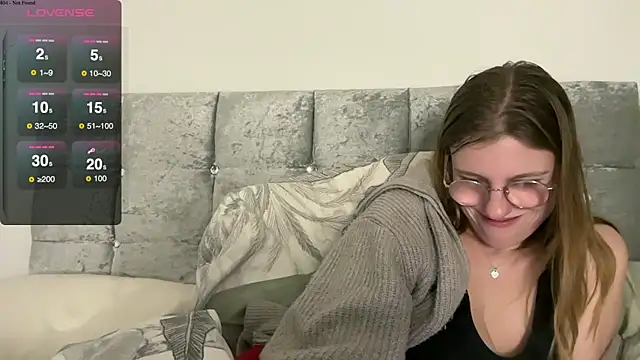 BustyKellyXXX's cam snapshot