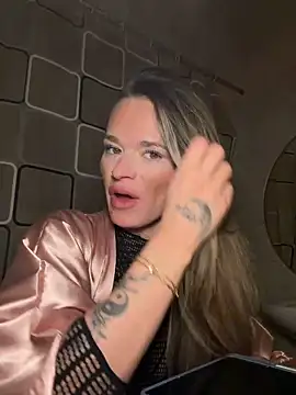 vinique99's cam snapshot