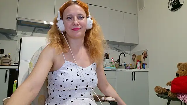 SimaGoldy's cam snapshot