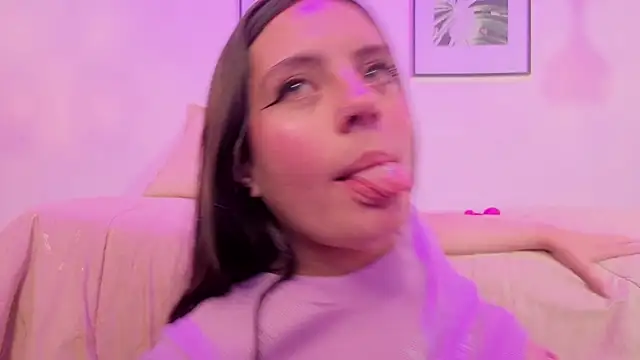 afrodita_aares's cam snapshot