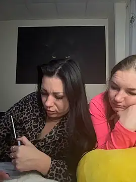 _Mila_Love's cam snapshot