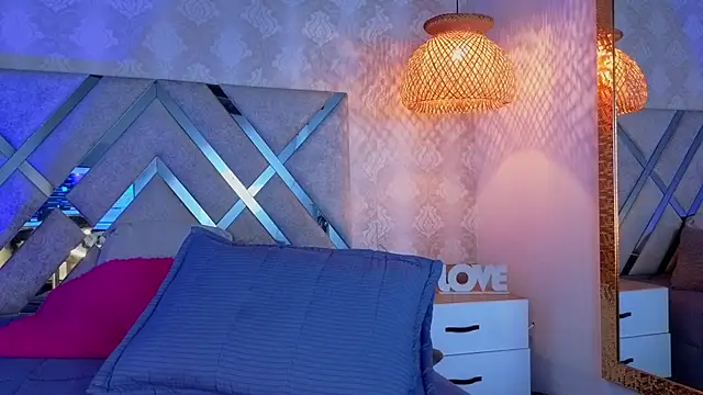 shimmer_lure live sex cam