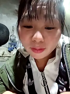 vangkt-cute live sex cam