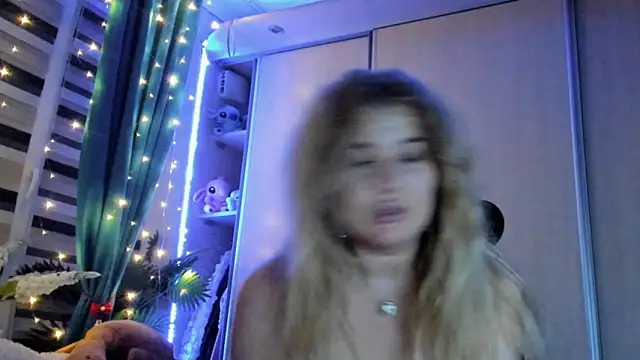 CoraSwon live sex cam