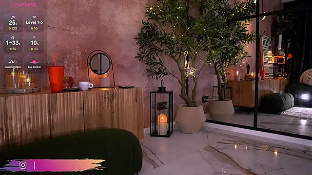 Serene_Sophiex live sex cam