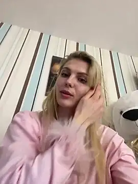 My_Hotgirl's cam snapshot