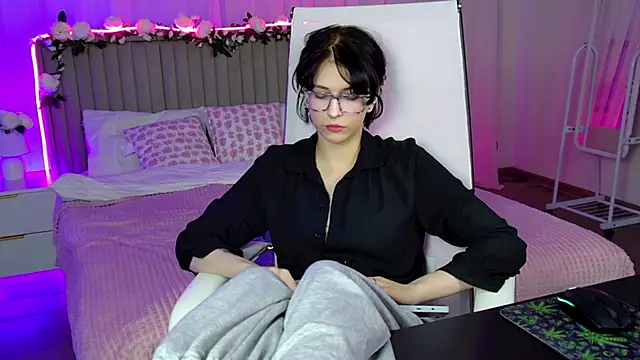 ElenaSomerhalder's cam snapshot