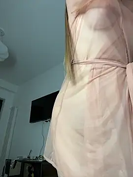 NickiLike live sex cam