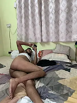 Trending_Couple's cam snapshot