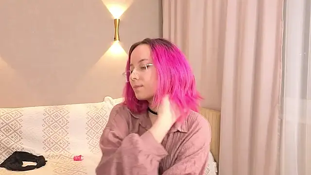 InaAlejandro's cam snapshot