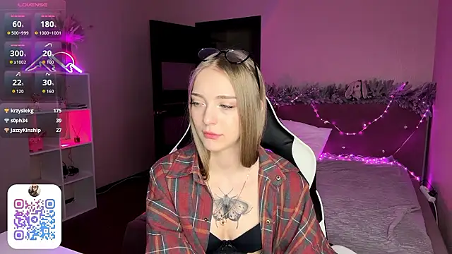 EvaPeace's cam snapshot