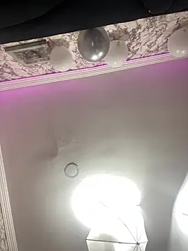 HOTTIE_MIA_'s cam snapshot