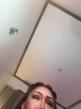 sassy_olivia live sex cam