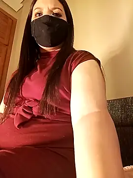 LONA-_-'s cam snapshot