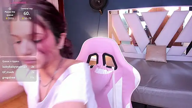 Liily_Teen's cam snapshot