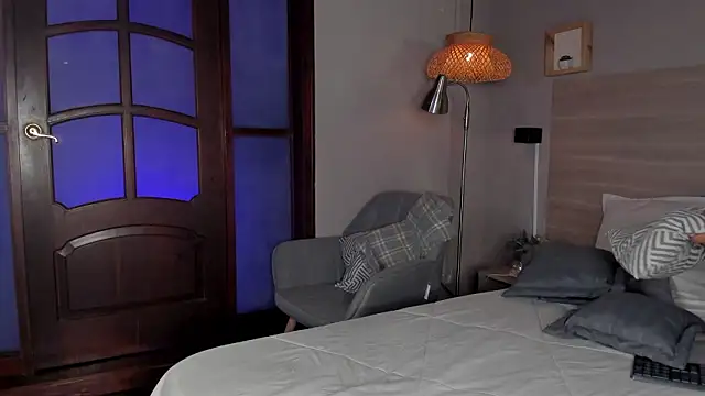 nayah__'s cam snapshot