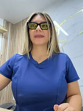 alicee16's cam snapshot