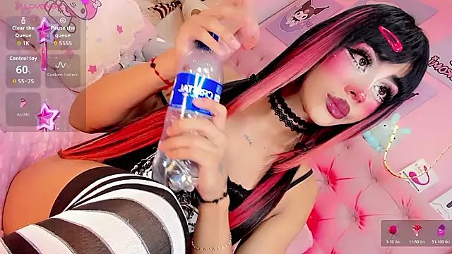 Cute_Roxxy live sex cam