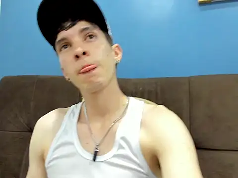 Jheampiiero live sex cam