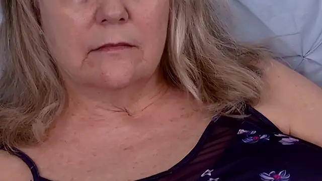 Kaitlyn_Winters's cam snapshot