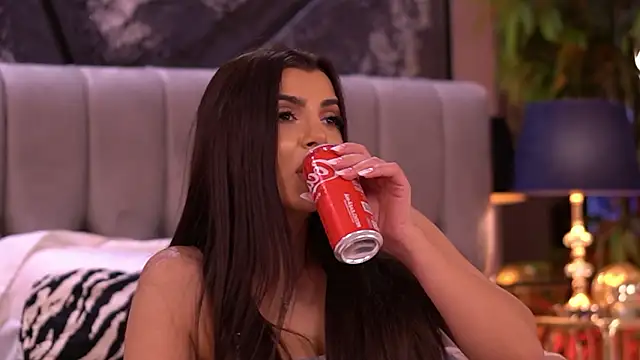 NicoleCellini's cam snapshot