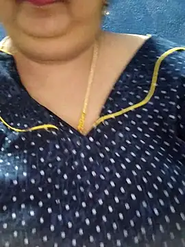 tamilthanushri's cam snapshot