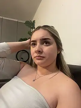 imlindapink live sex cam