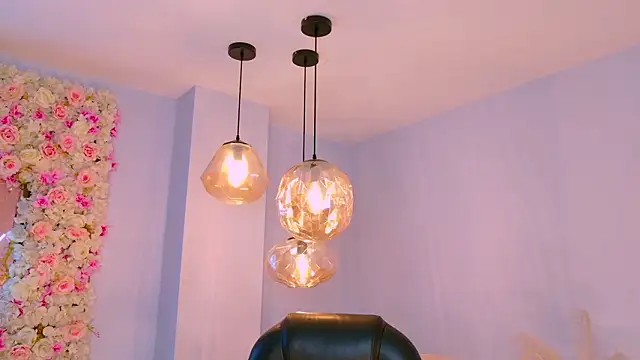 AgathaKondo_'s cam snapshot