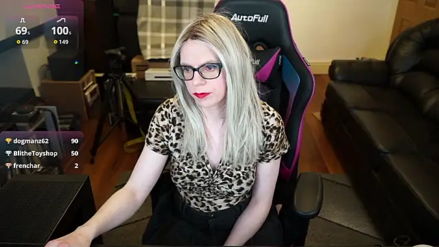 KelseyCobalt live sex cam