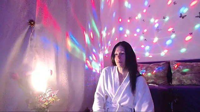 ElysaSun's cam snapshot