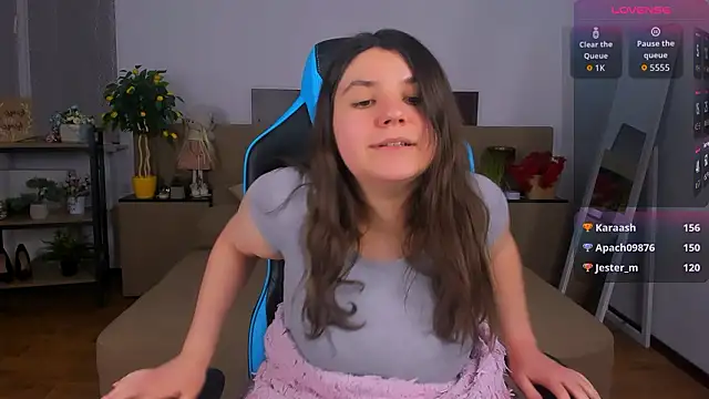 Viola__Shy's cam snapshot