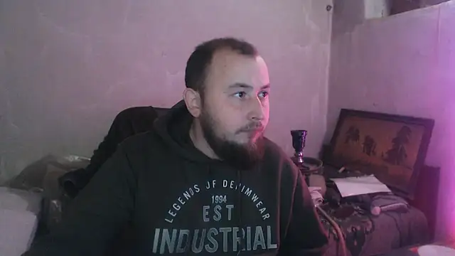 BIG-COCK-OMG's cam snapshot