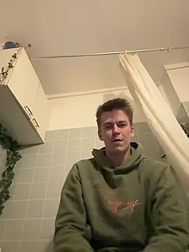 Toyjungee's cam snapshot