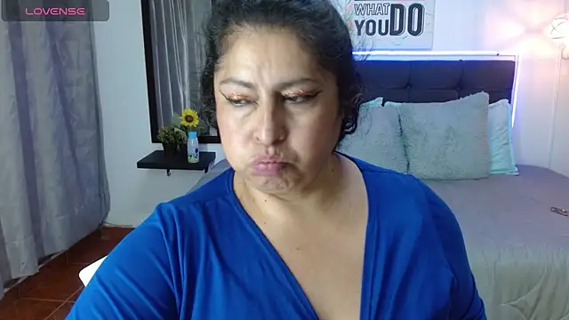 Keyla01_'s cam snapshot