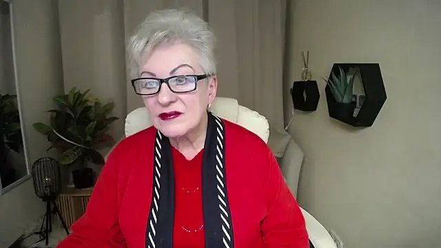 KayleSmoll's cam snapshot