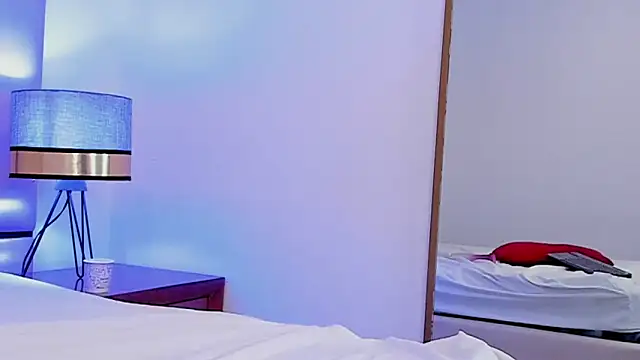 alejandra_loppez's cam snapshot