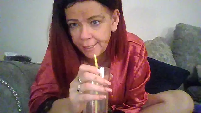 Forbidden-Irish-x's cam snapshot